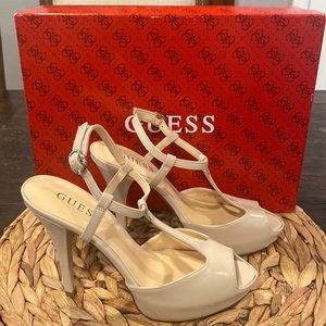 Guess Light Pink/Beige patent leather peep toe heels with original box in size 6